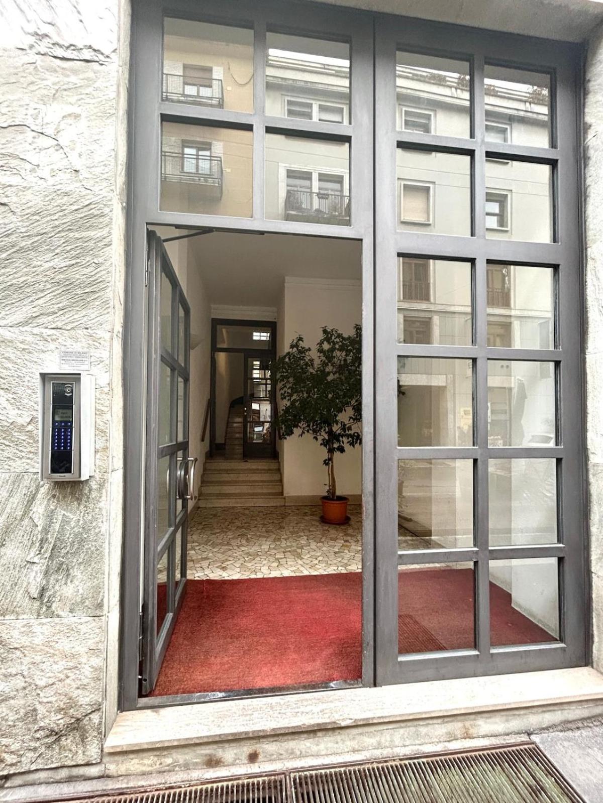 Voltaottosuite - Comfort And Elegance In Moscova Milão Exterior foto